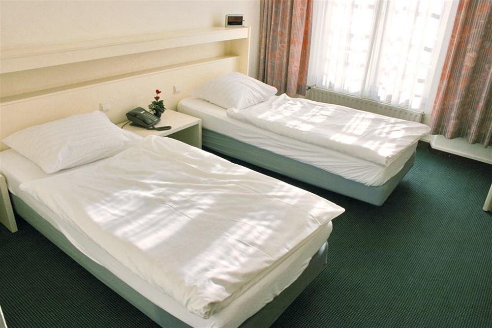 Abdij Hotel Rolduc Kerkrade Oda fotoğraf